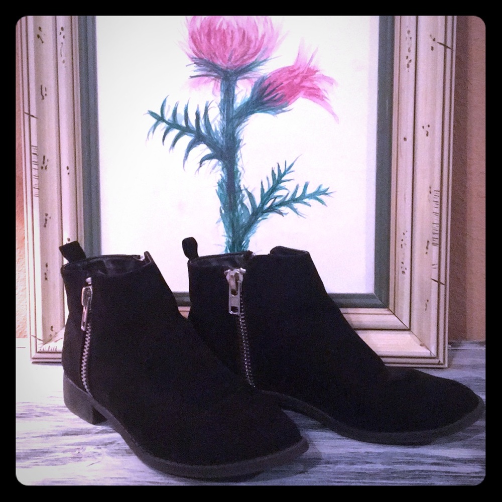 Black Booties